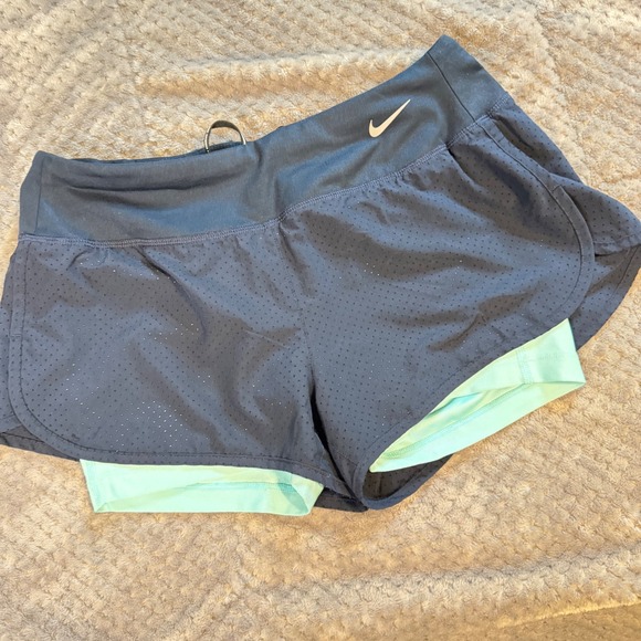 Nike Pants - Nike Dri-FIT 2-in-1 Running Shorts Womens Medium Gray, Green Perforated 3.5in